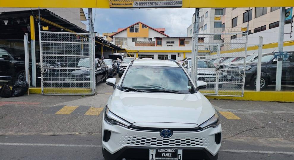 Toyota Corolla Cross Mid 2025